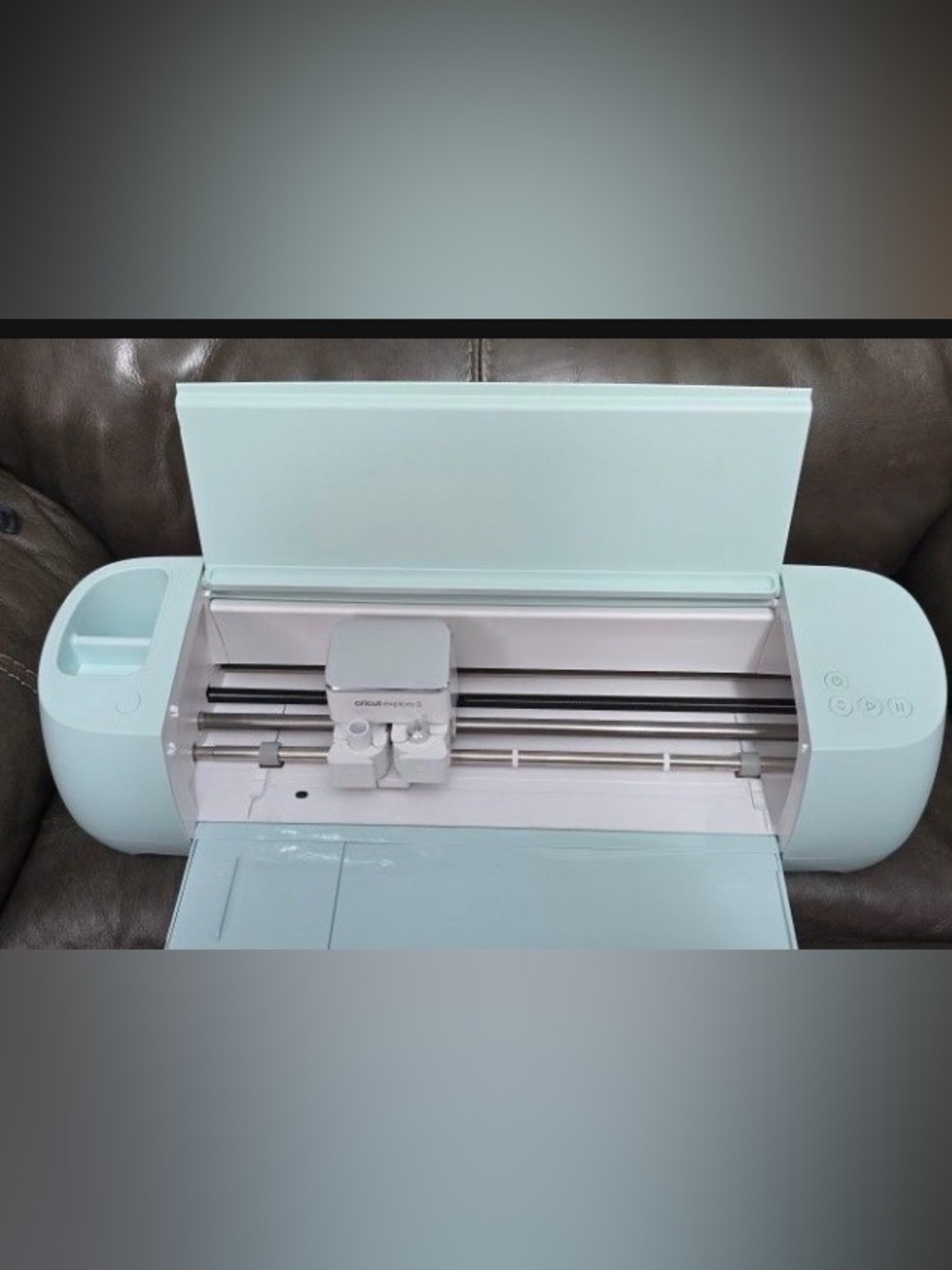 Cricut explorer 3 cutting machine in mint- vinyls, mats, and tools included
